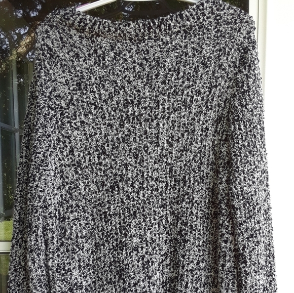 Lane Bryant Black and White Sweater - Picture 2 of 5